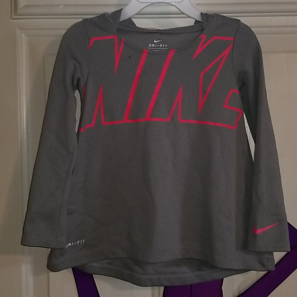 Girls 3T Nike long sleeve hooded shirt